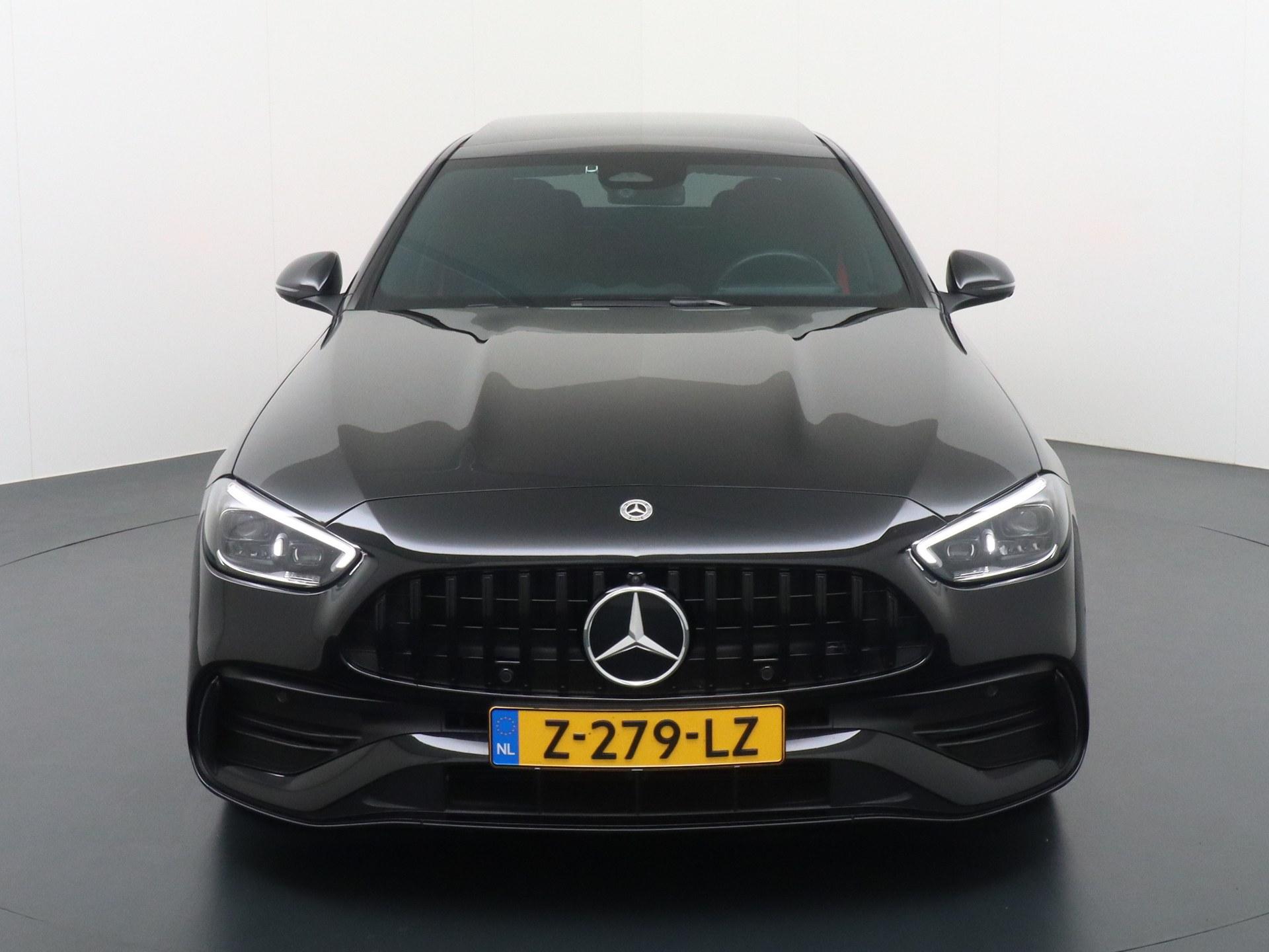 41112262-6.jpg